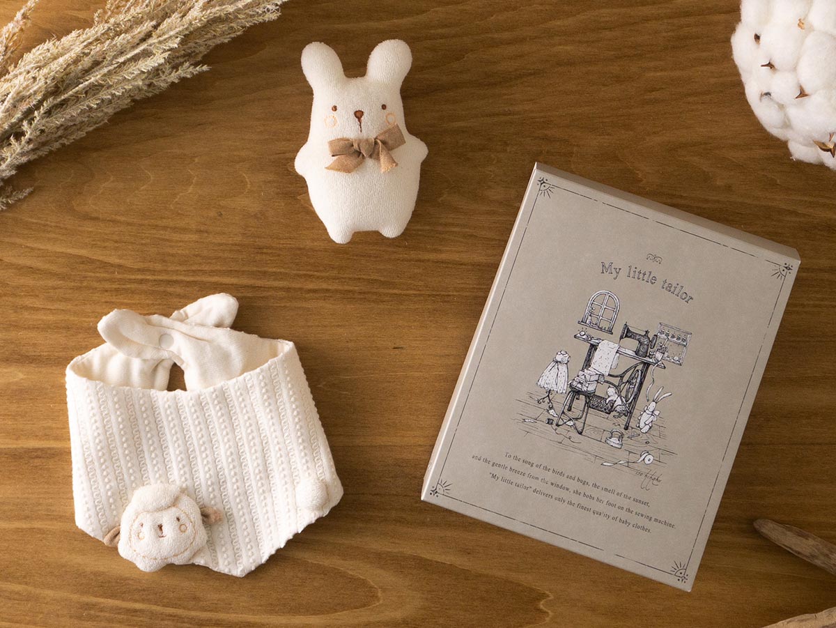 大人気！まとめ一覧 オーガニック＞ヒツジの三角スタイとウサギのにぎにぎ | Amorosa コレクション