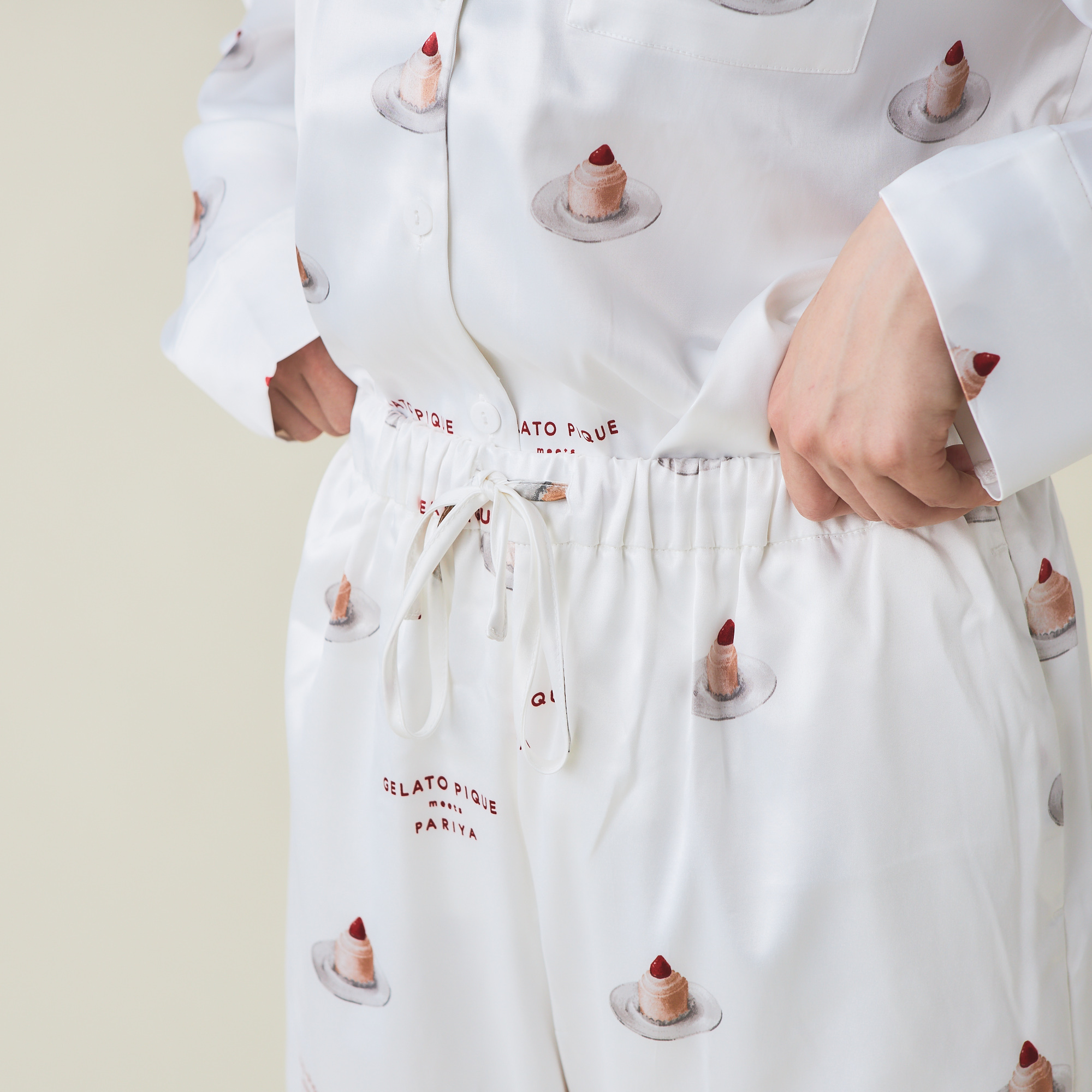 【WOMEN】【PARIYA】ケーキ柄　上下セット