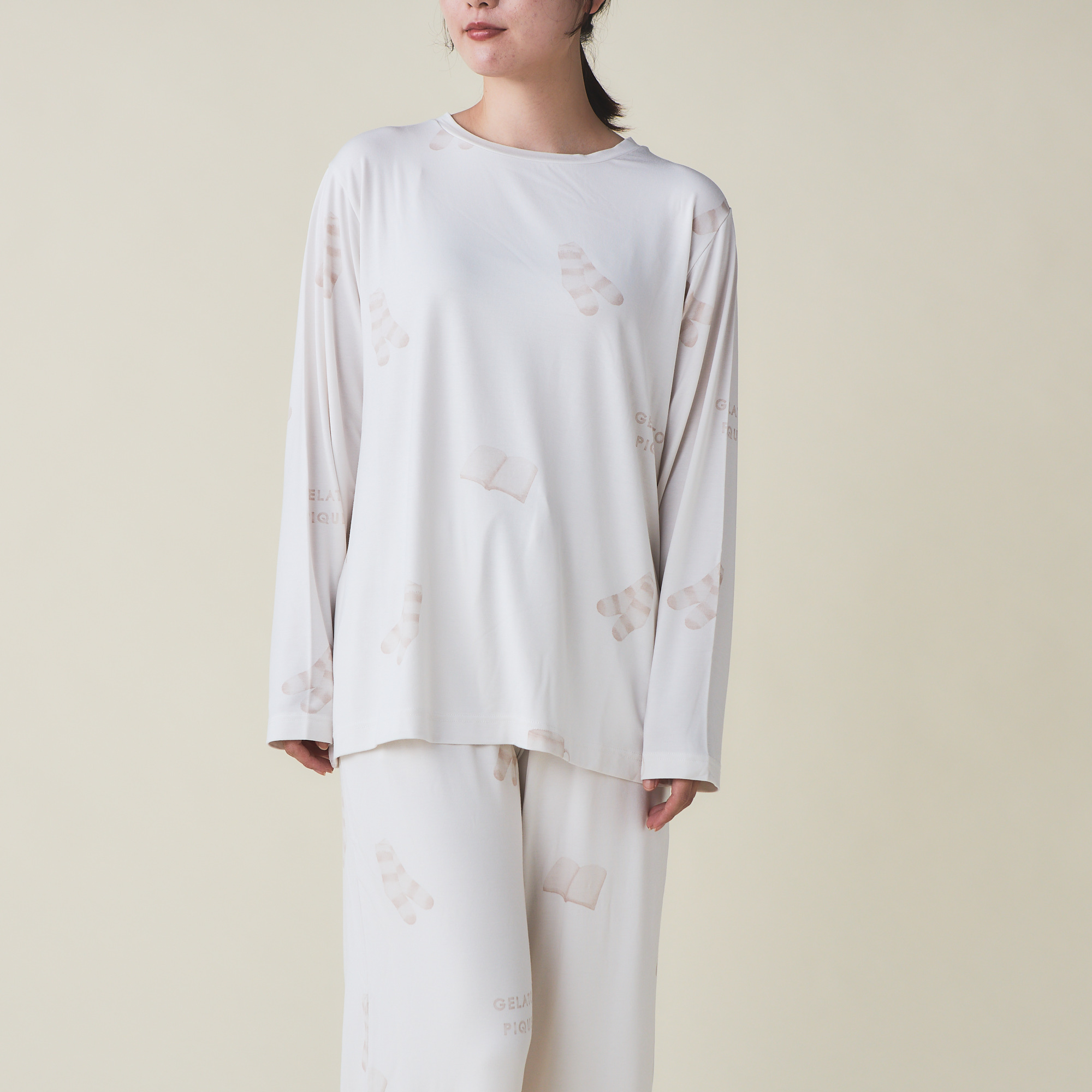 【WOMEN】ワントーンモチーフ柄　上下セット