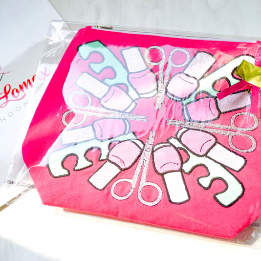 Gold beautiful Lade Make Up Bag