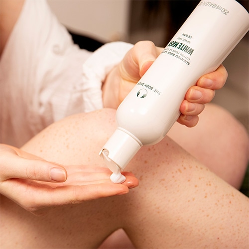 ホワイトムスク　ボディローション