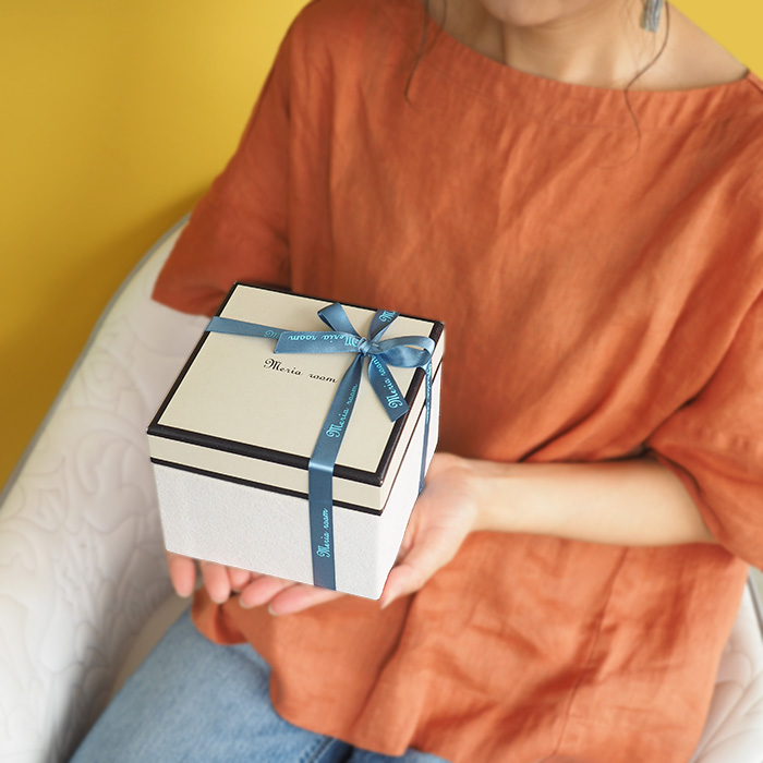 マリーゴールドのアニバーサリーフラワーボックス