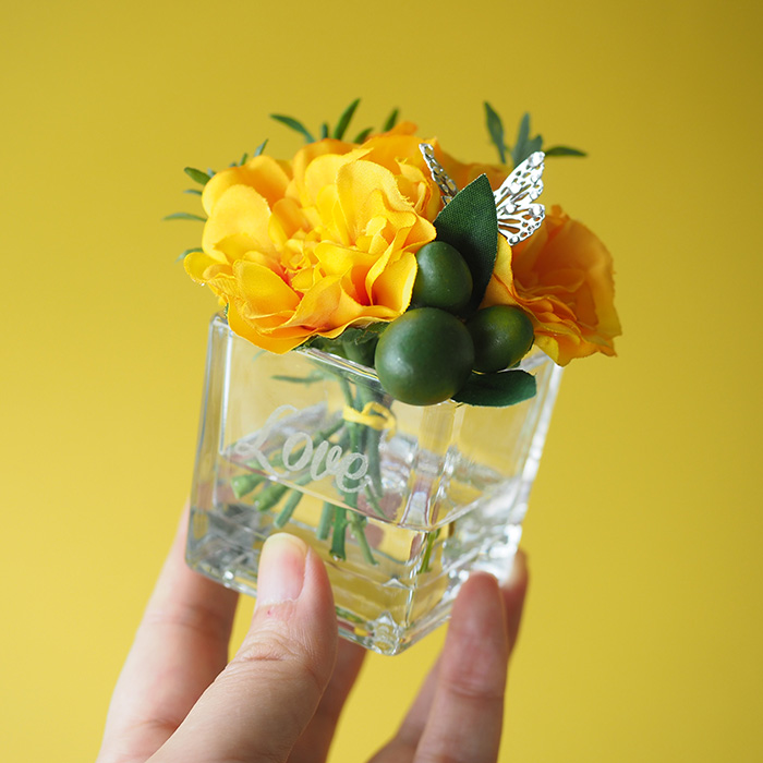 マリーゴールドのアニバーサリーフラワーボックス