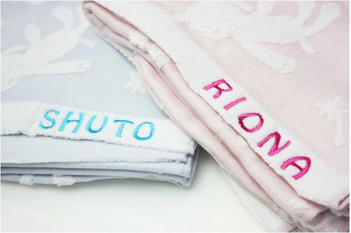 【名入れ】マカロン フード付き今治産バスタオル