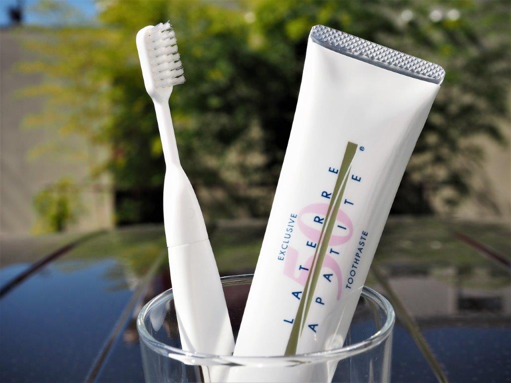 薬用歯磨きラテール