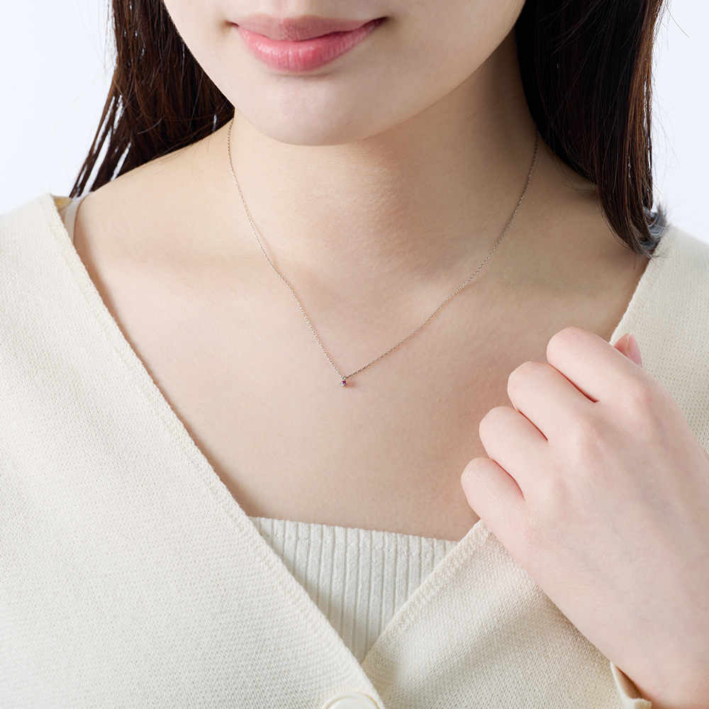 0.03ct ピンクダイヤモンド プラチナネックレス