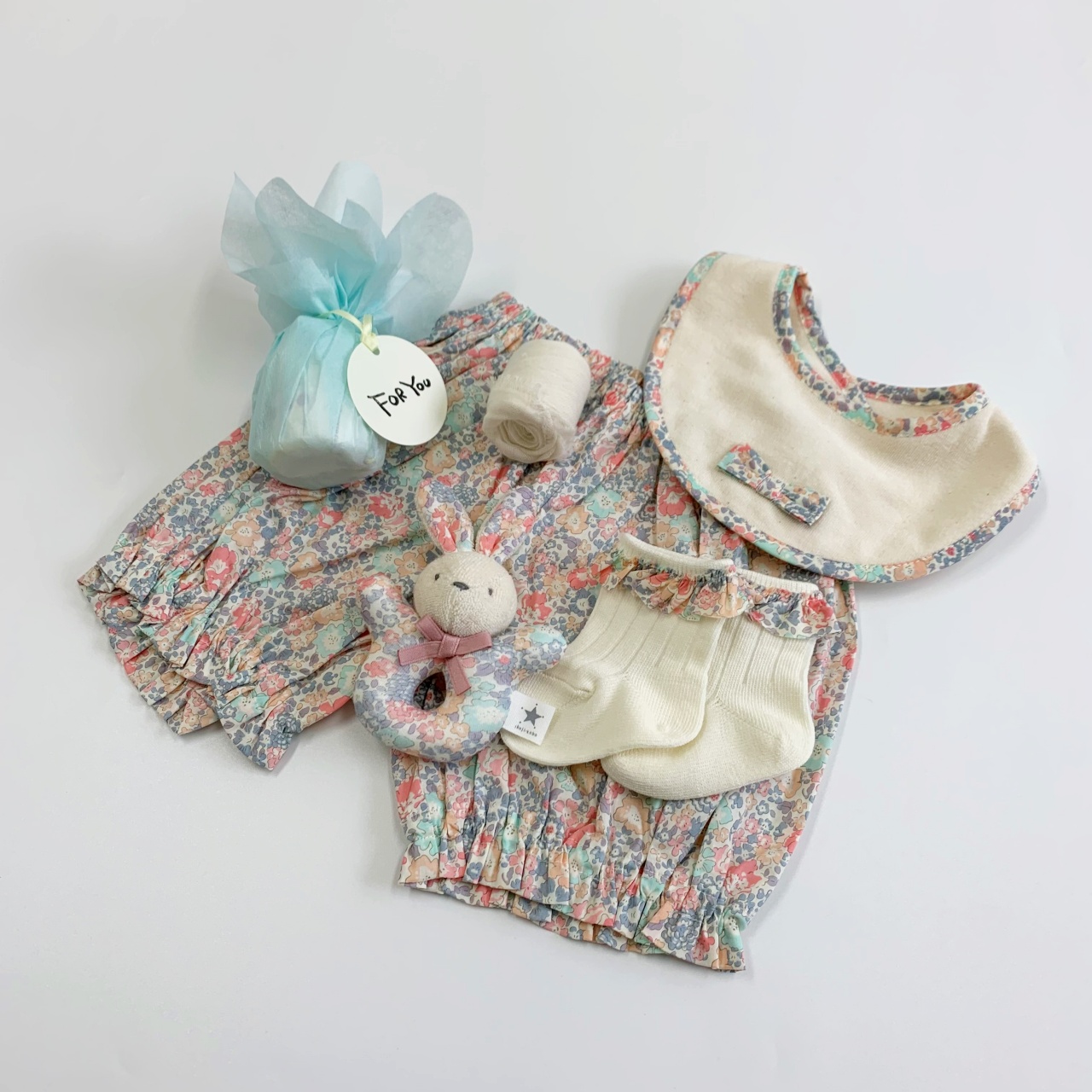 オムツケーキ リバティ　379759