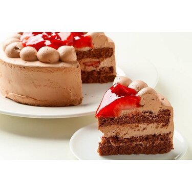 苺のチョコ生クリームのバースデーケーキ 6号/7号