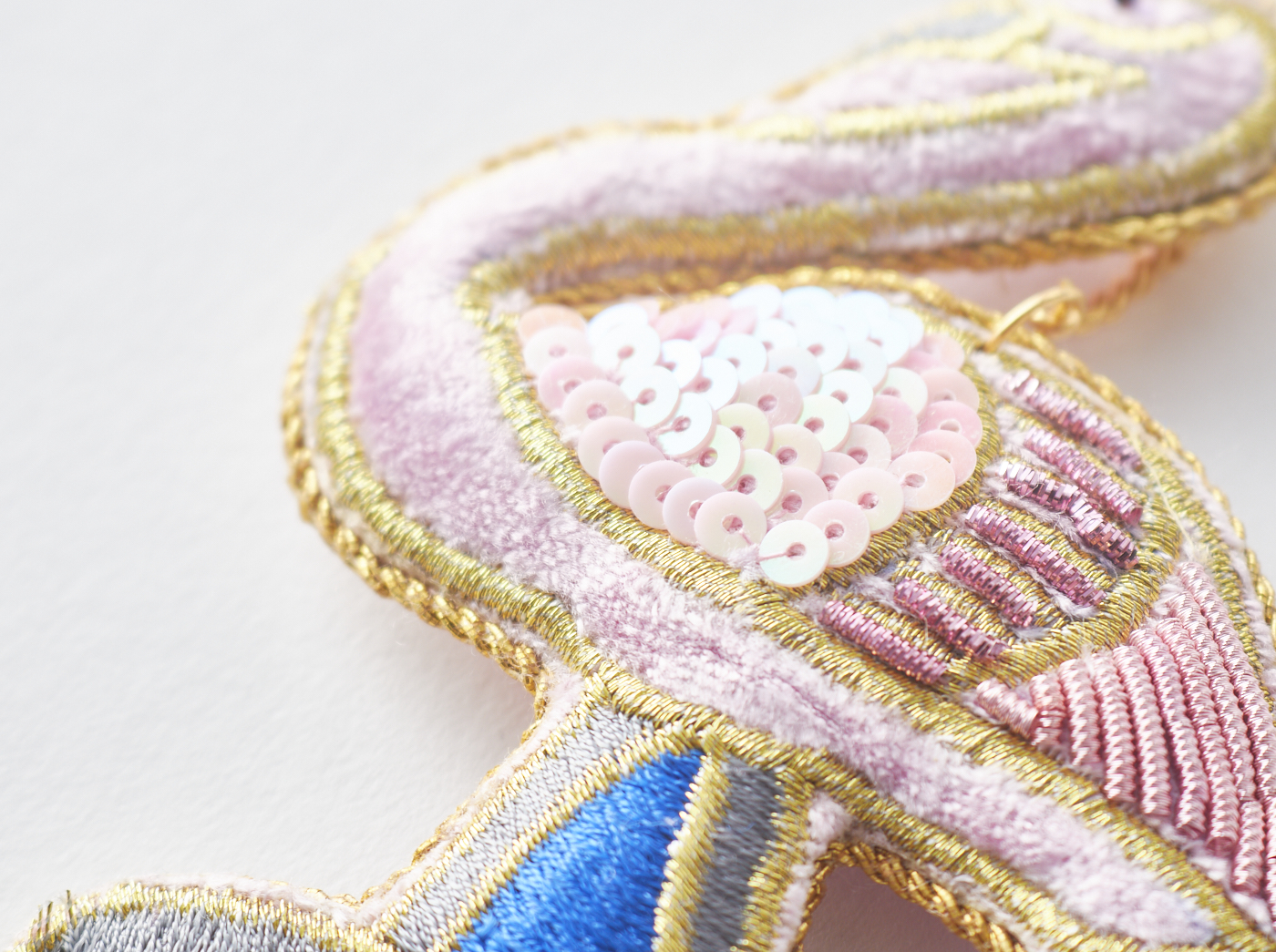ザリ刺繍キーホルダー