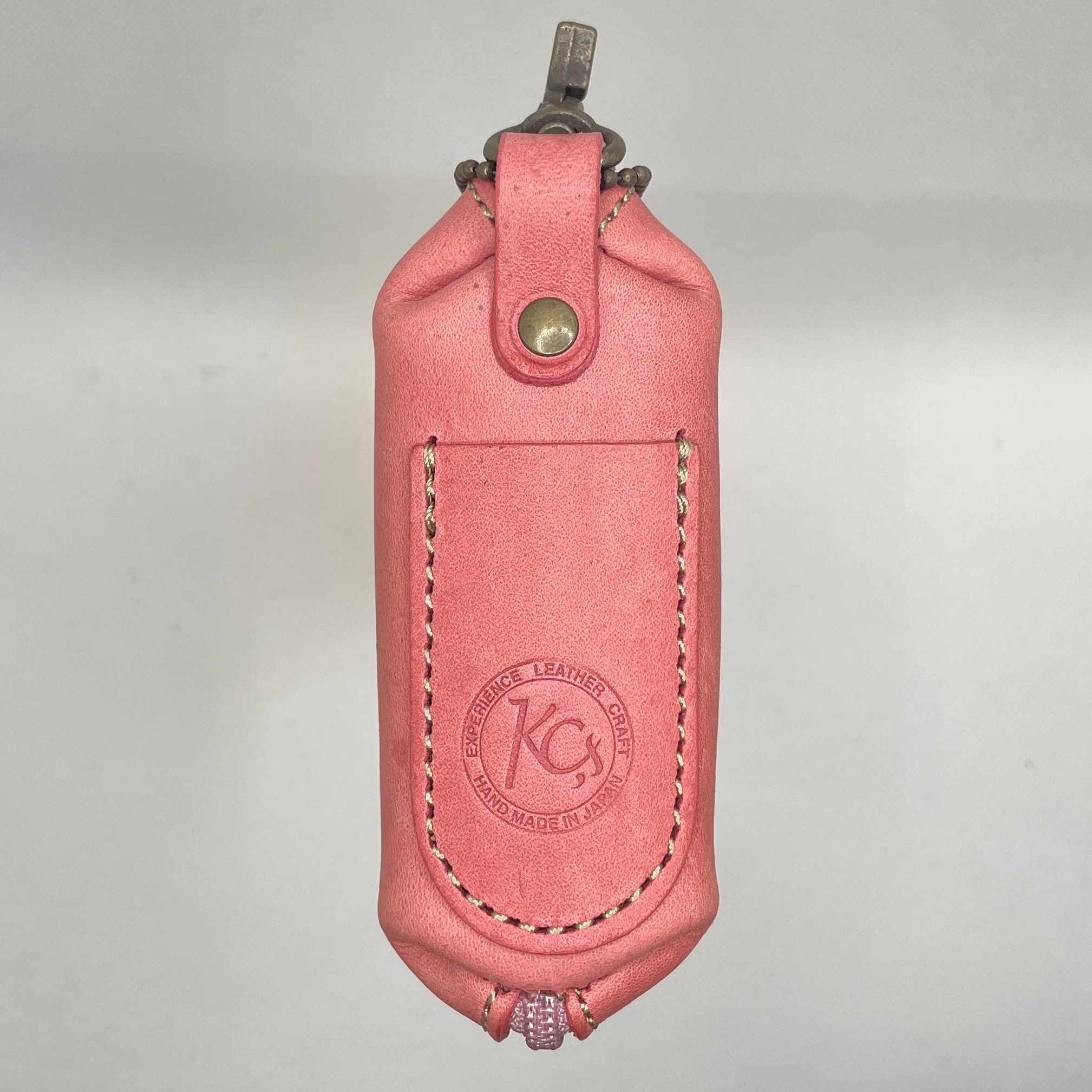 スマートキーケース　Larva  ハーフヌバック