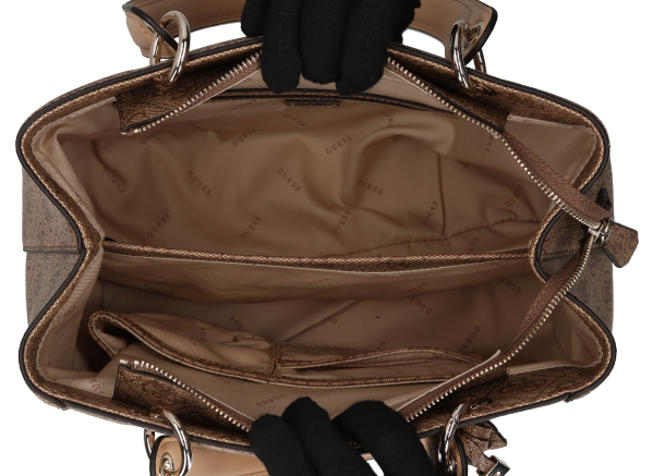 トートバッグ　KAMRYN