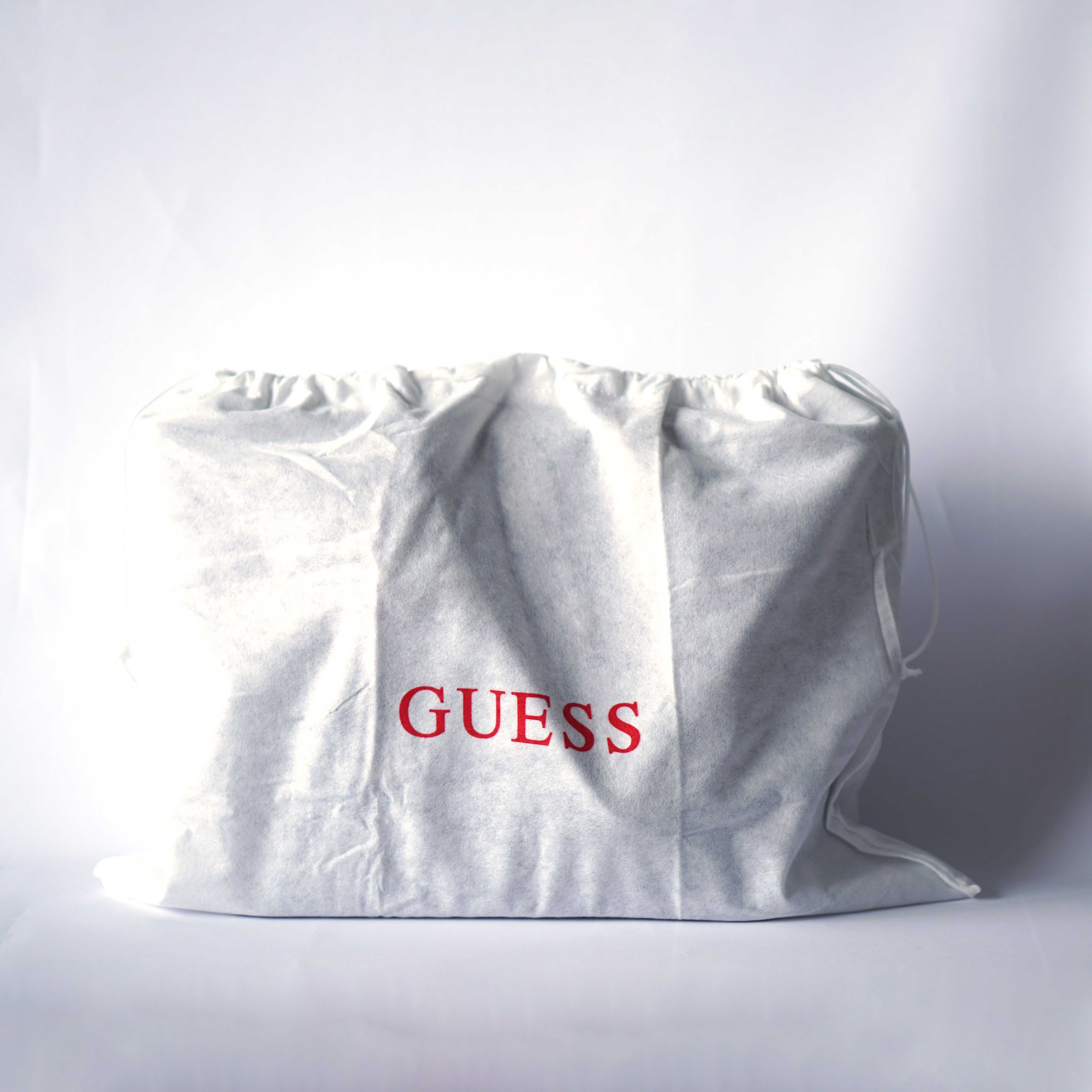 トートバッグ　KAMRYN