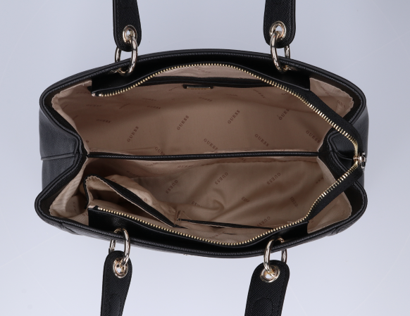 トートバッグ　KAMRYN