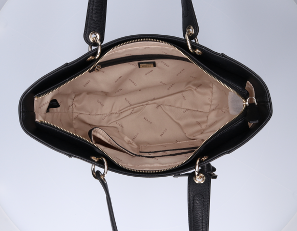 トートバッグ　KAMRYN