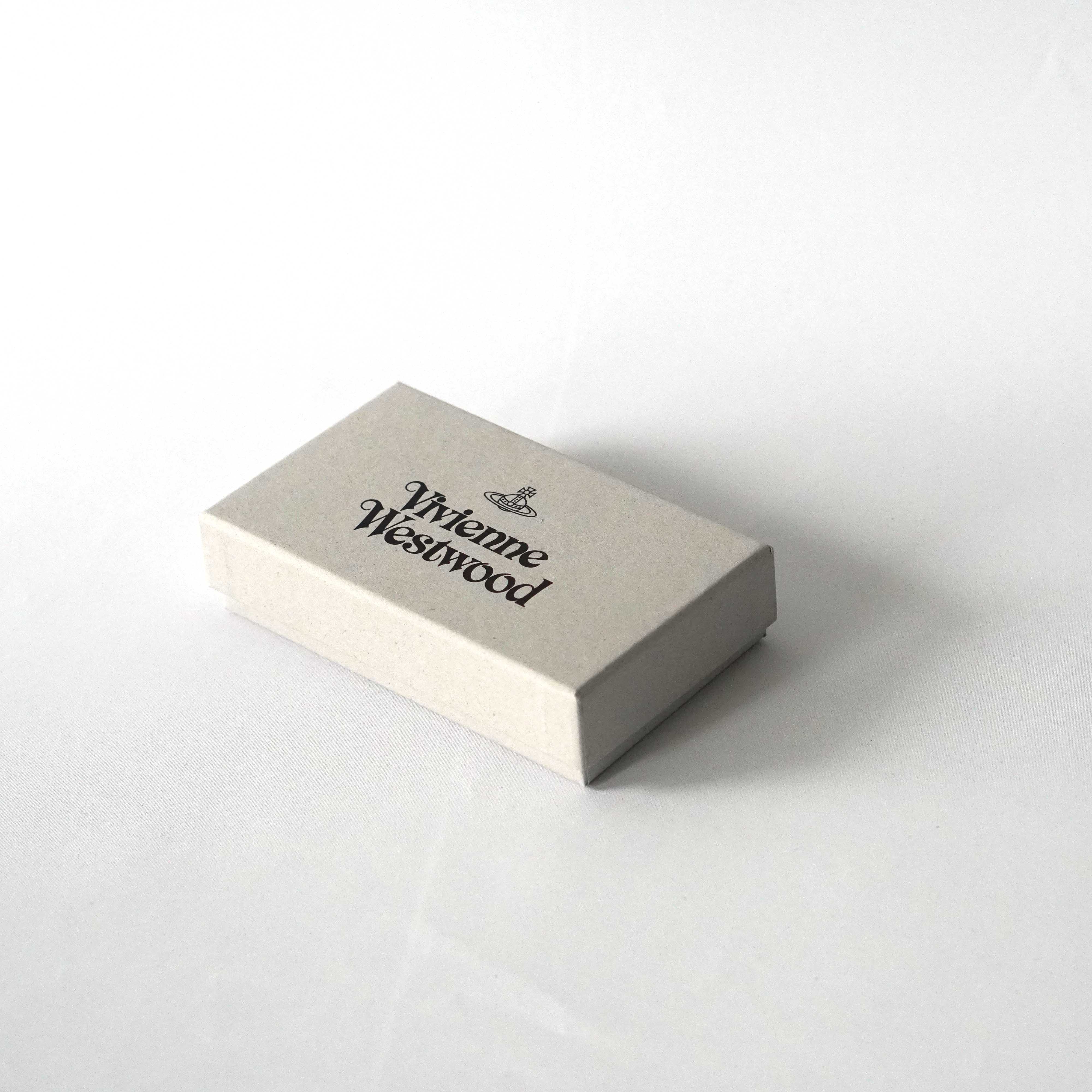 4連キーケース　VICTORIA