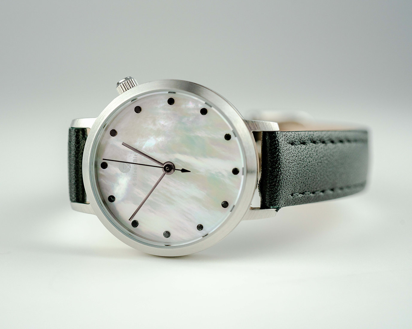 レディースウォッチ SNOWY 28MM