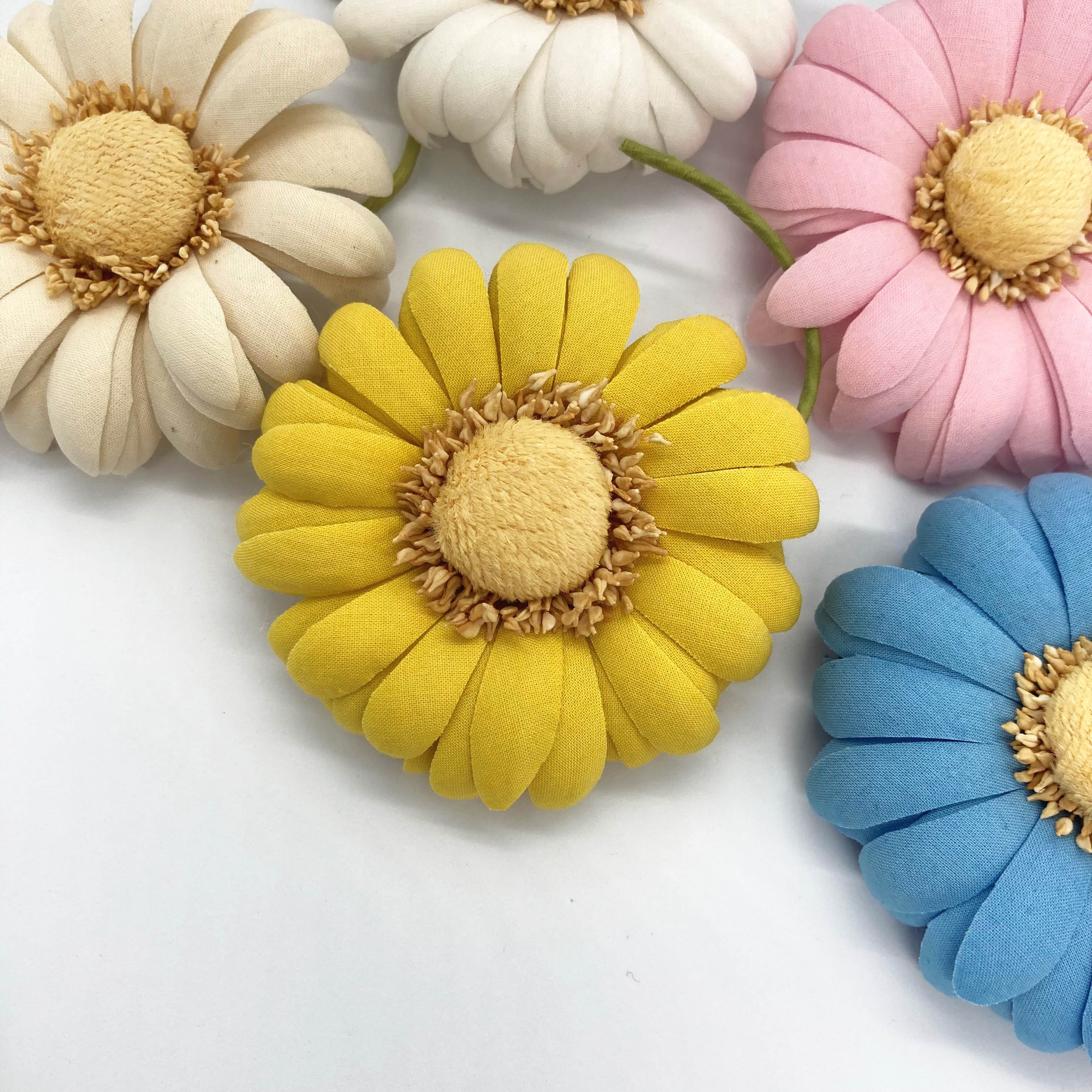 マーガレット コサージュ