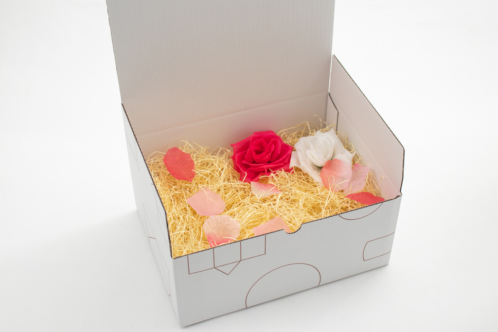 【タンプ限定名入れギフト】誕生石ネックレス & テディベア ＆ kailijumeiリップ 