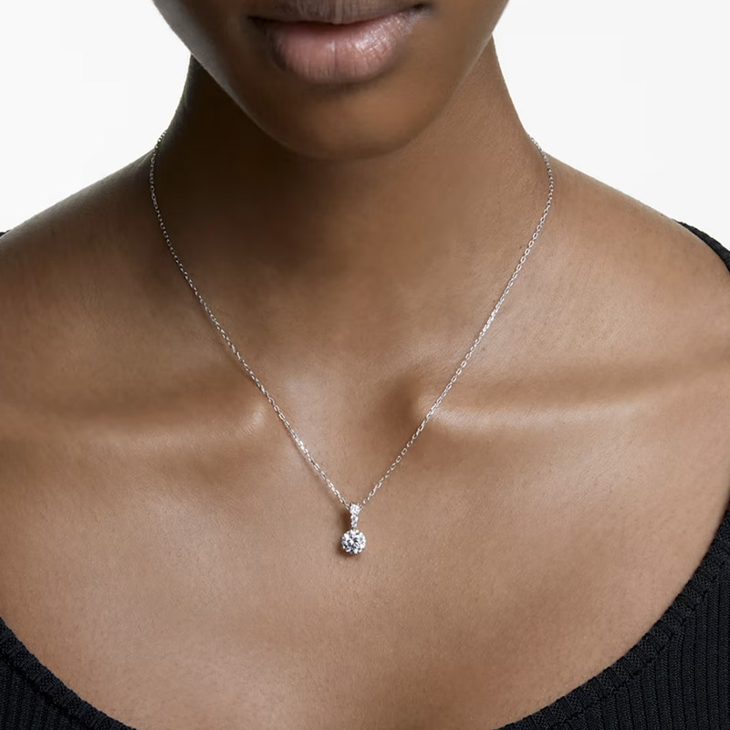 スワロフスキー SWAROVSKI ソリティアペンダント4石ネックレス swaro36