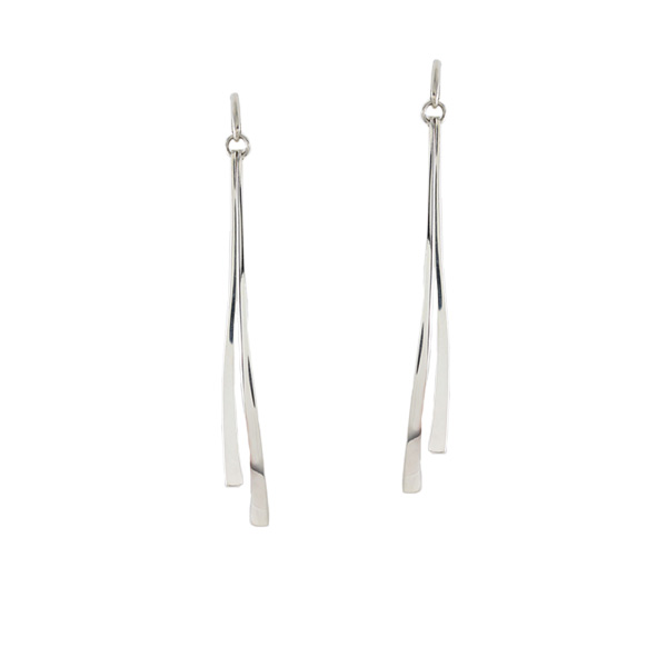 STAR JEWELRY　スタージュエリー シルバー揺れるピアス サンゴ star150