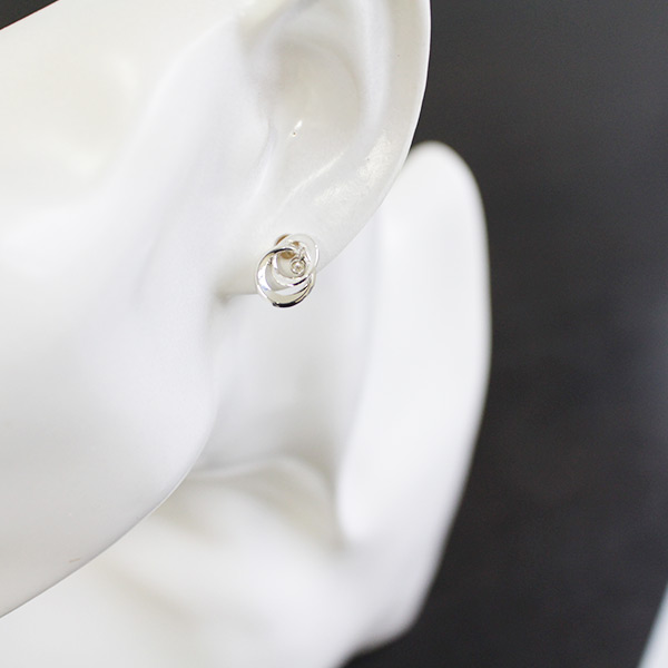 STAR JEWELRY　スタージュエリー ダイヤモンドシルバーピアス star352