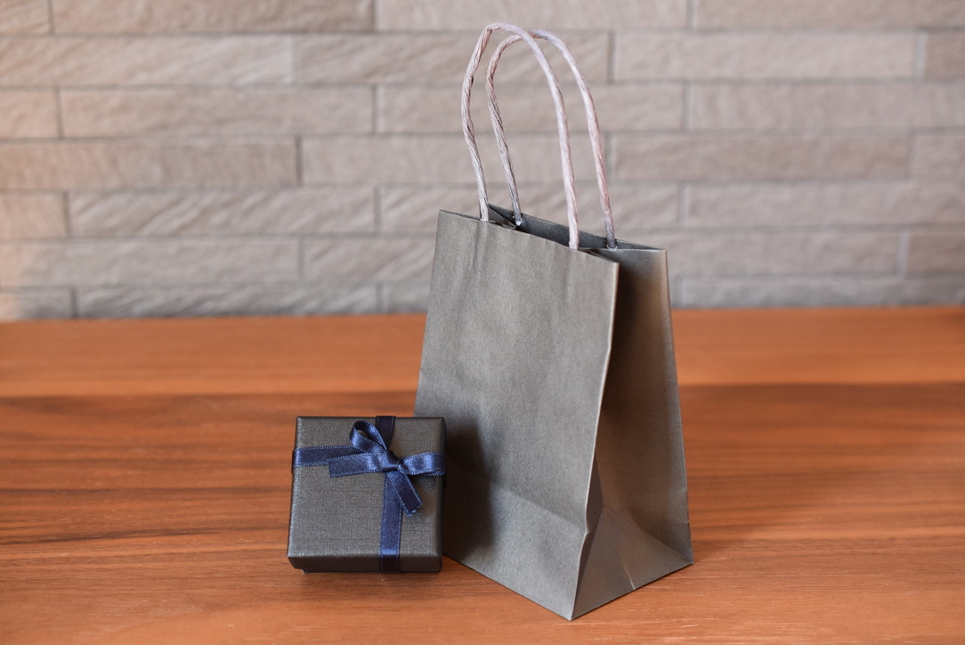 ピアノ ペンダント