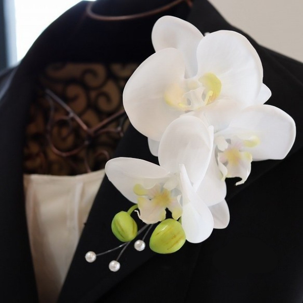 胡蝶蘭コサージュ　クリアケース付き