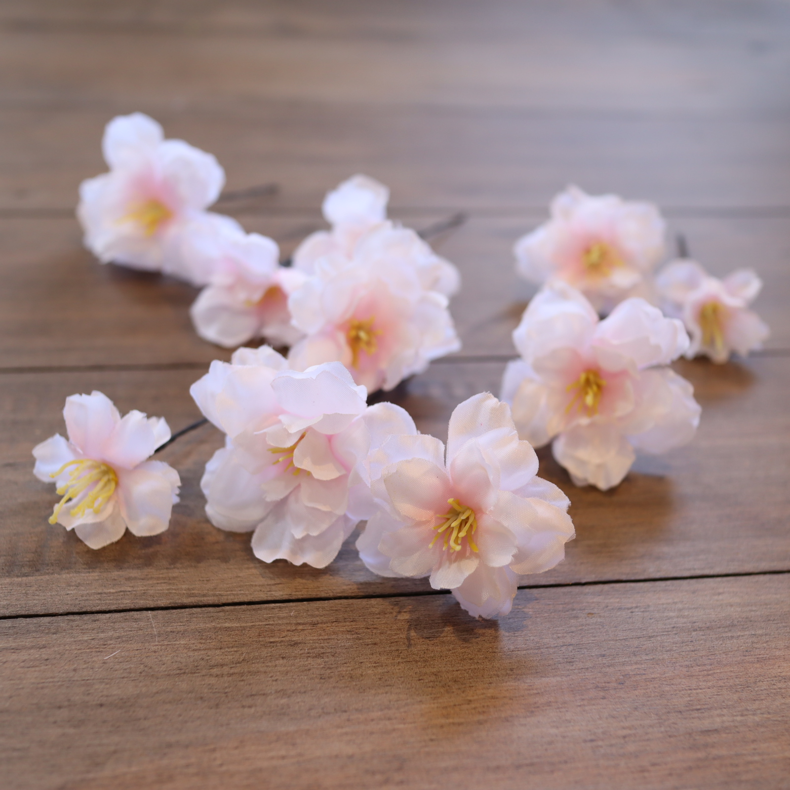 桜さくらの髪飾り１０パーツ　おまかせBOX付き