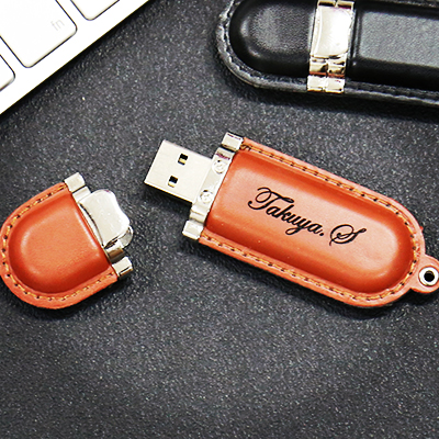 【名入れギフト】レザー USBメモリ ・Retoraレトラ 32GB