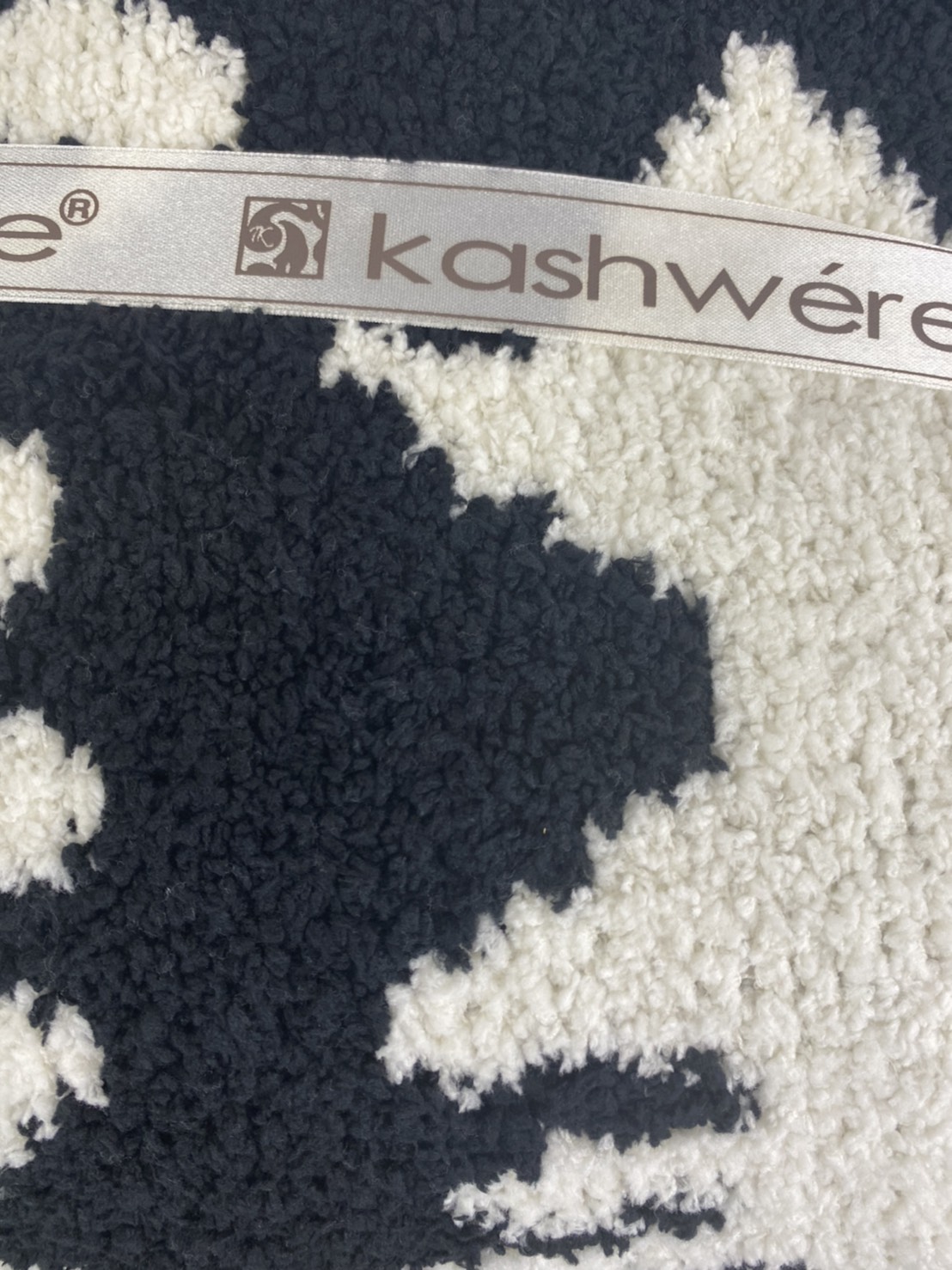 KASHWERE　高級ソフトブランケット　 DAMASK