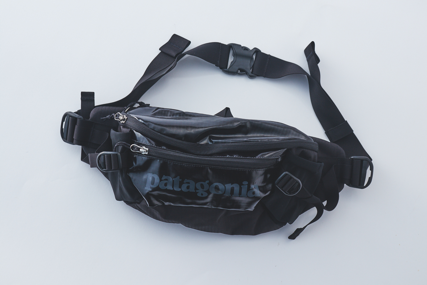 BK様専門商品patagonia ブラック メッセンジャーバッグ
