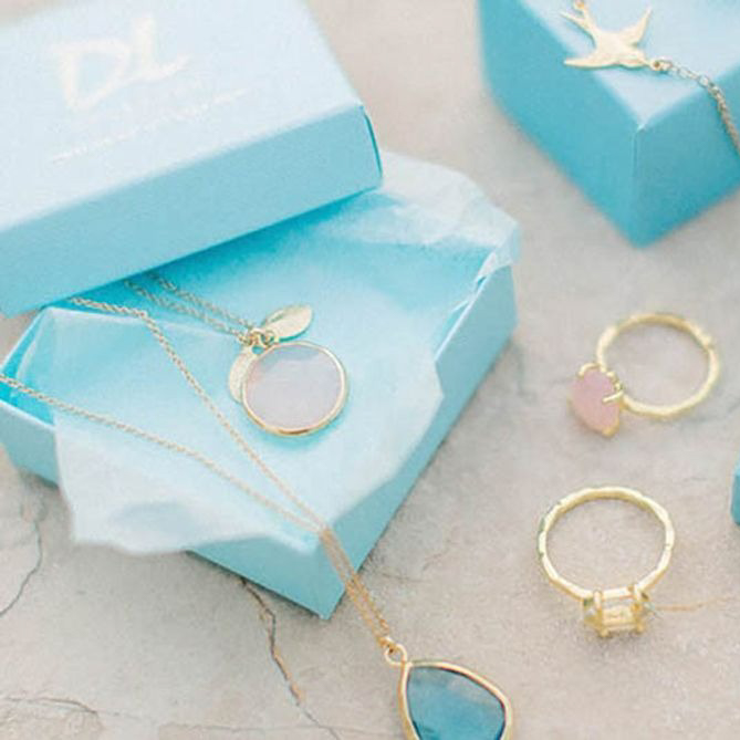 誕生石Y字ネックレス