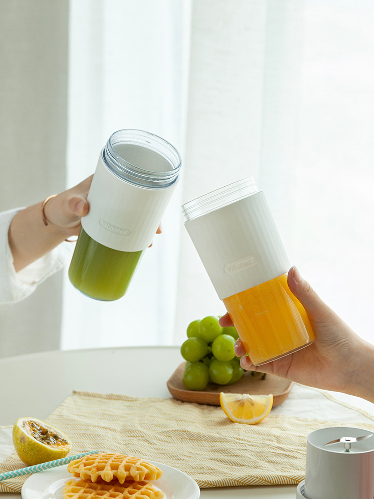 Mini-Vitamer Juicer