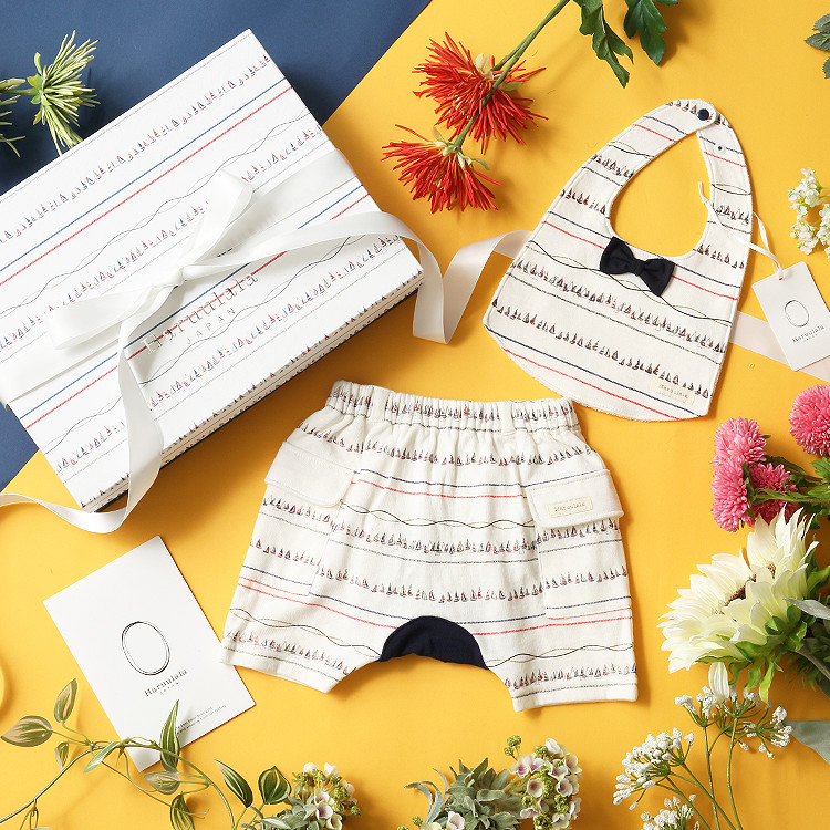 ボン・ボヤージュ｜２点セット（スタイ・ショートパンツ）