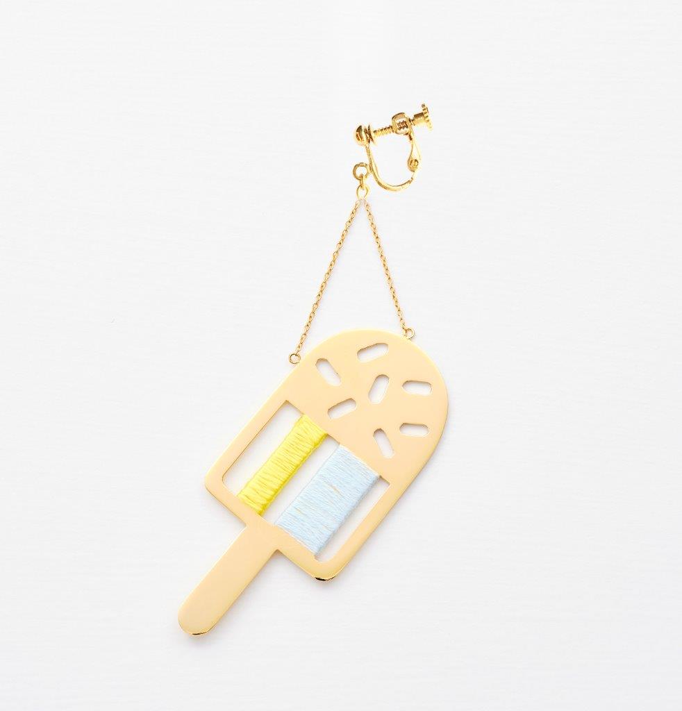 ice ピアス／イヤリング