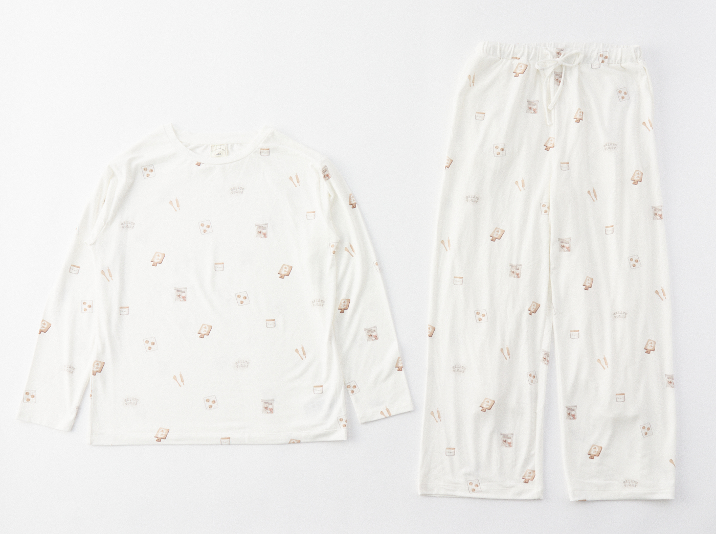 【WOMEN】クッキングスイーツ柄　プルオーバー＆ロングパンツセット