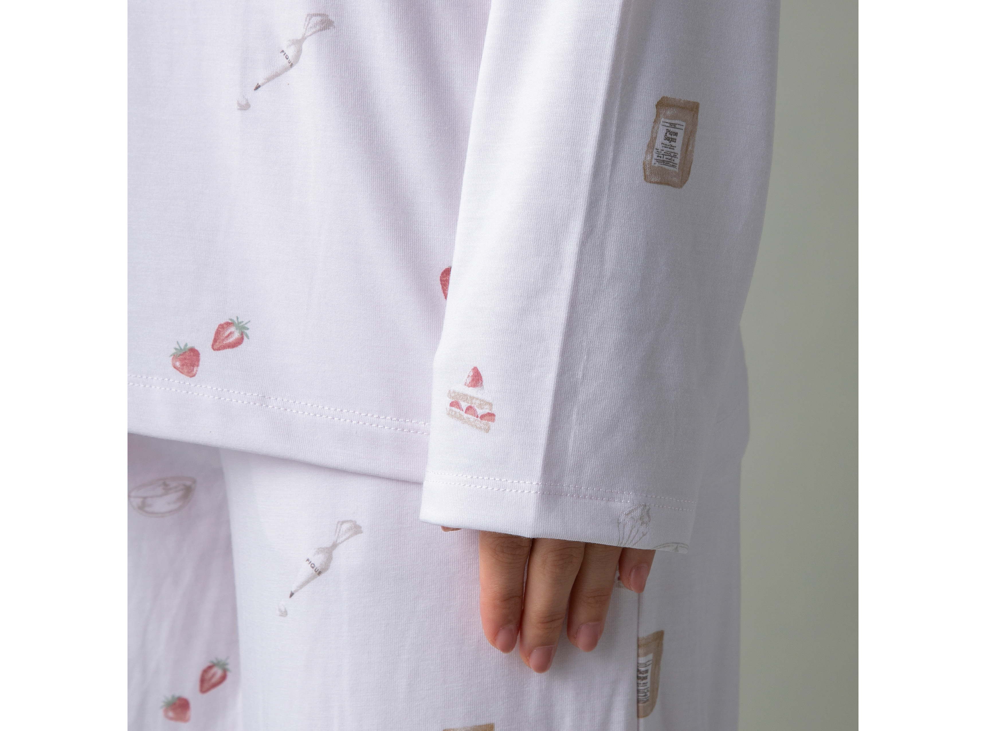 【WOMEN】クッキングスイーツ柄　プルオーバー＆ロングパンツセット