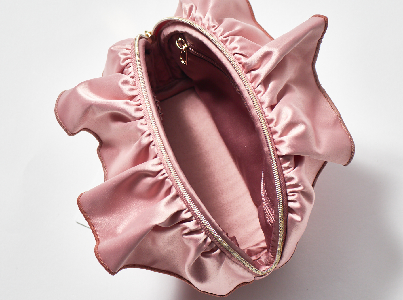 【WOMEN】バイカラーサテンポーチ