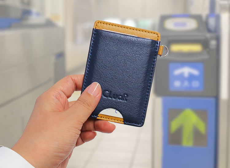 【名入れ可】本革 パスケース＆リール付きショートストラップ 定期入れ(LR0039)