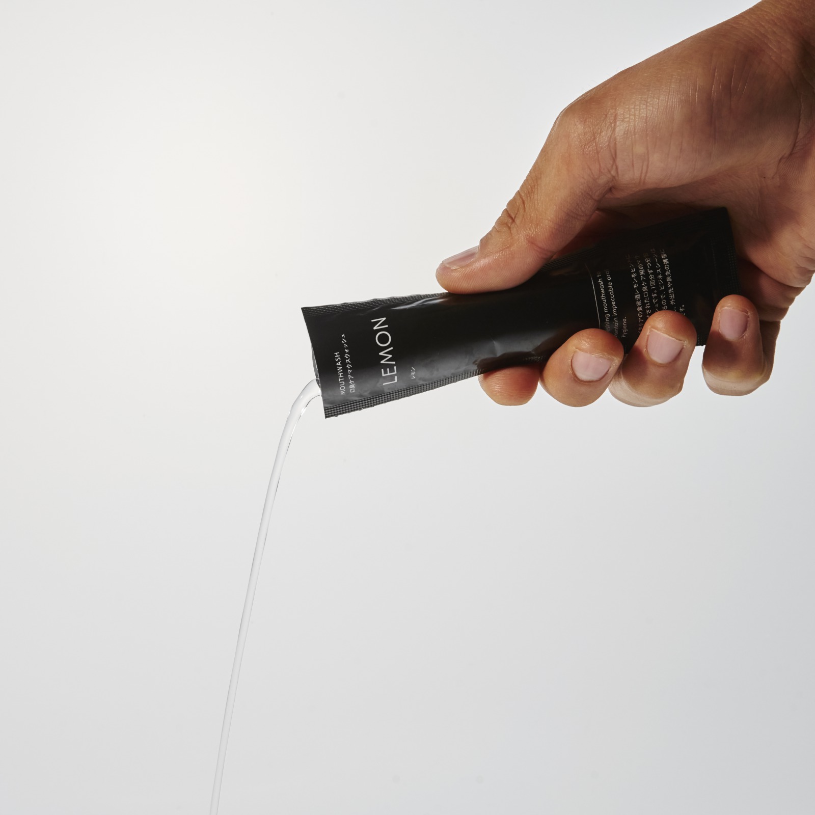 マウスウォッシュ