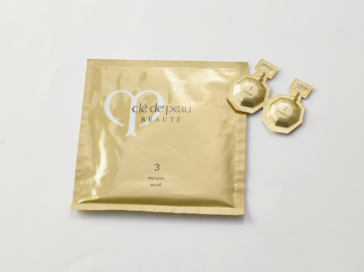 コンサントレイリュミナトゥール