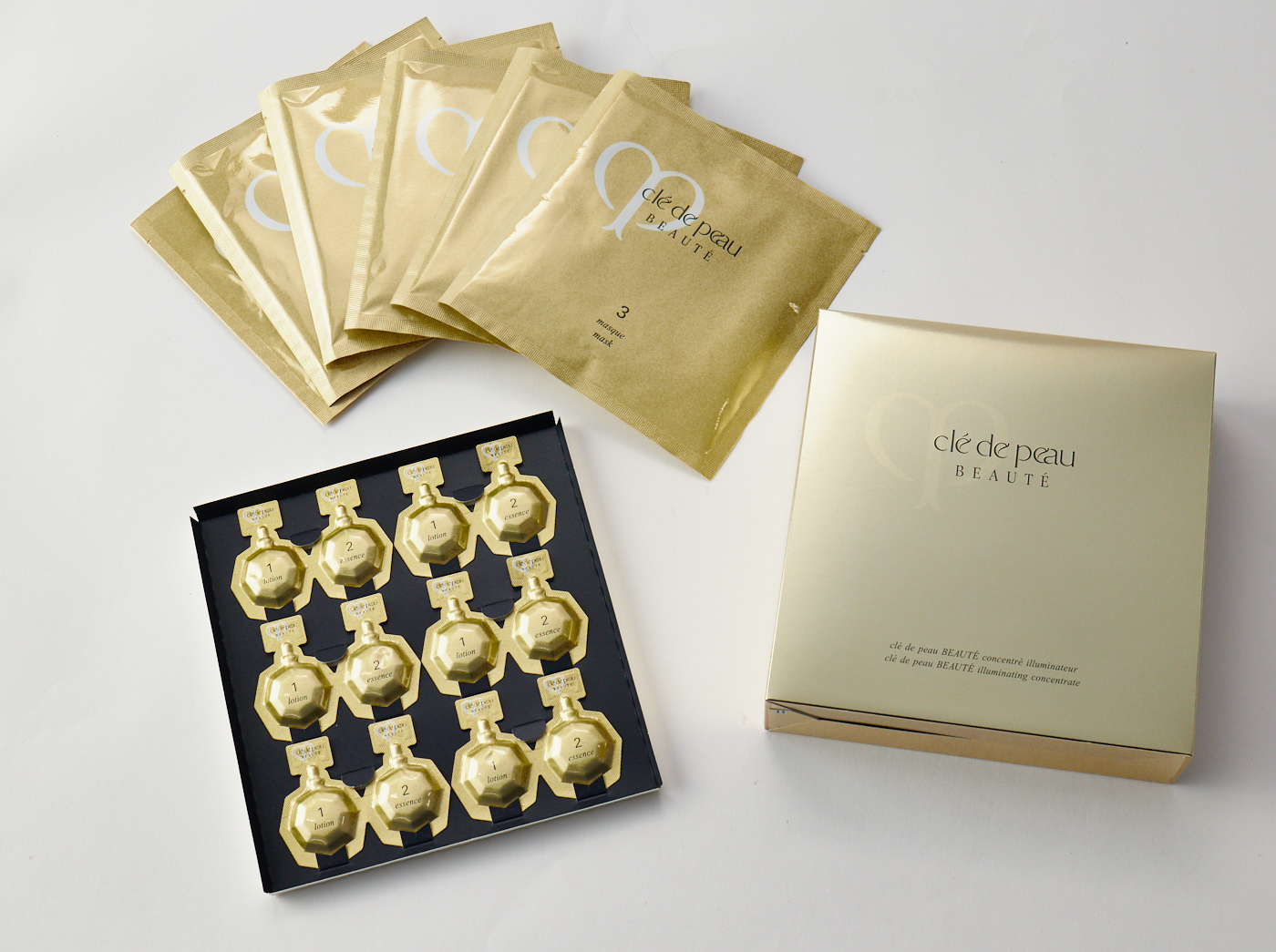 コンサントレイリュミナトゥール