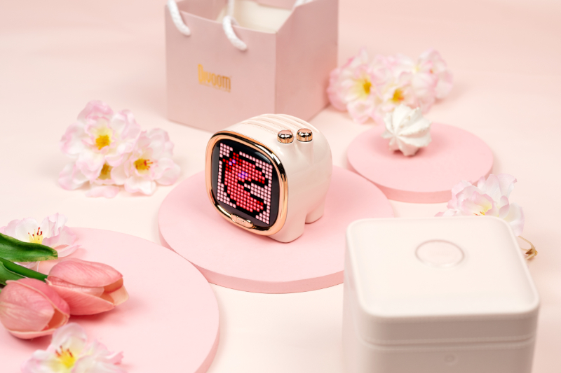 Bluetoothスピーカー ZOOE | DIVOOM（ディブーム）のプレゼント