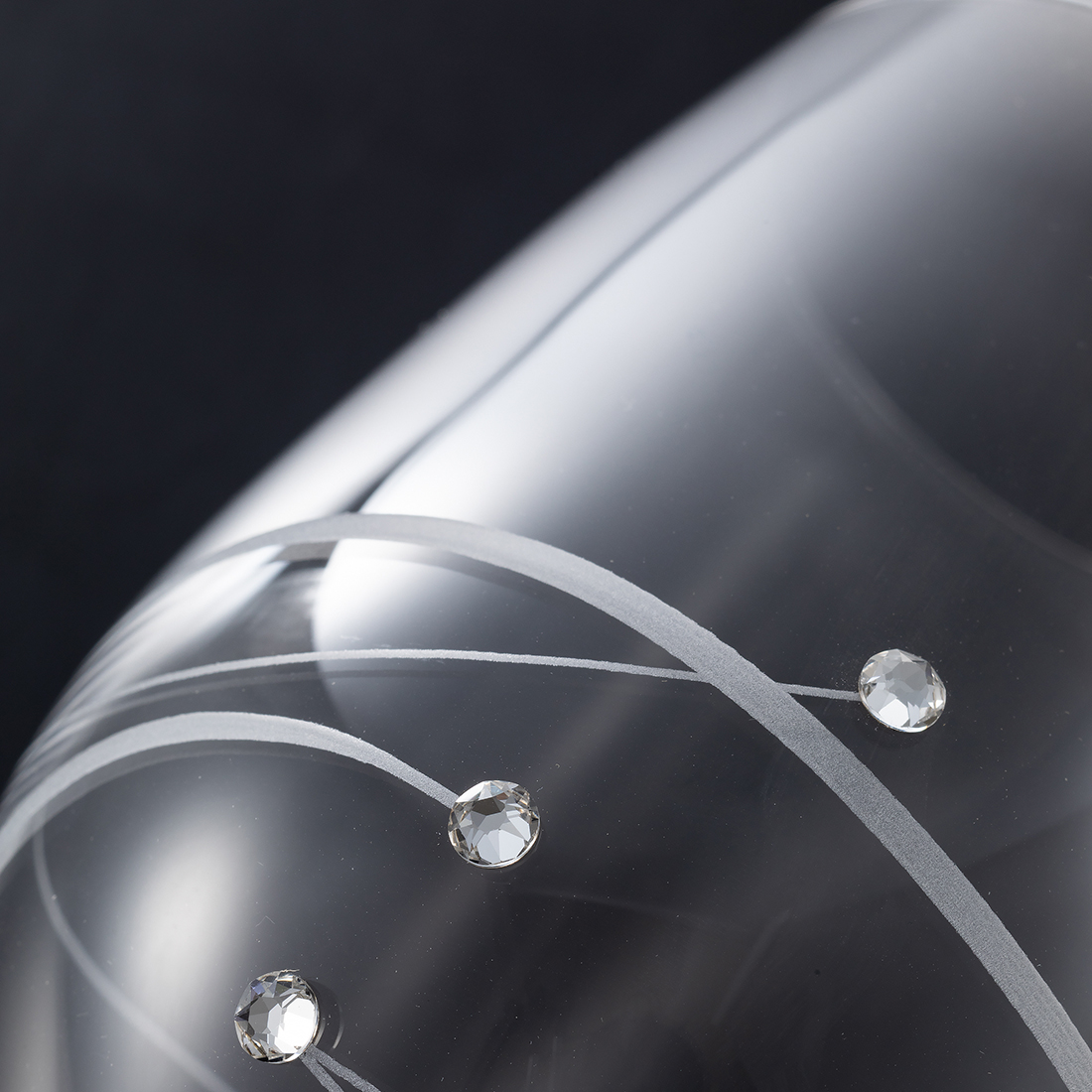 煌めくスワロフスキーエレメント クリスタルペアワイングラス