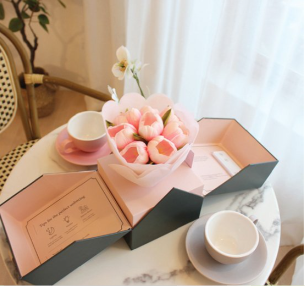 ブルームチューリップブーケのインテリアライト（フラワーブーケ）