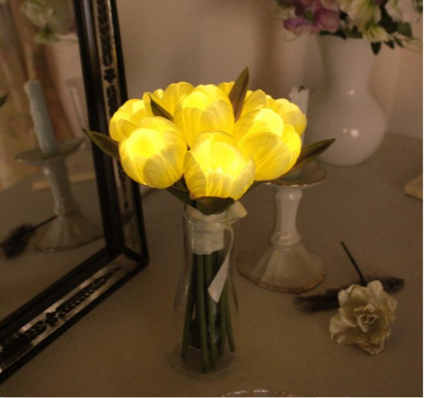 ブルームチューリップブーケのインテリアライト（フラワーブーケ）
