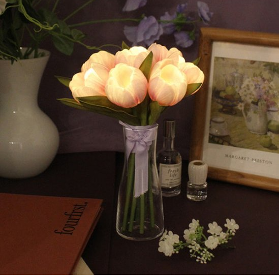 ブルームチューリップブーケのインテリアライト（フラワーブーケ）