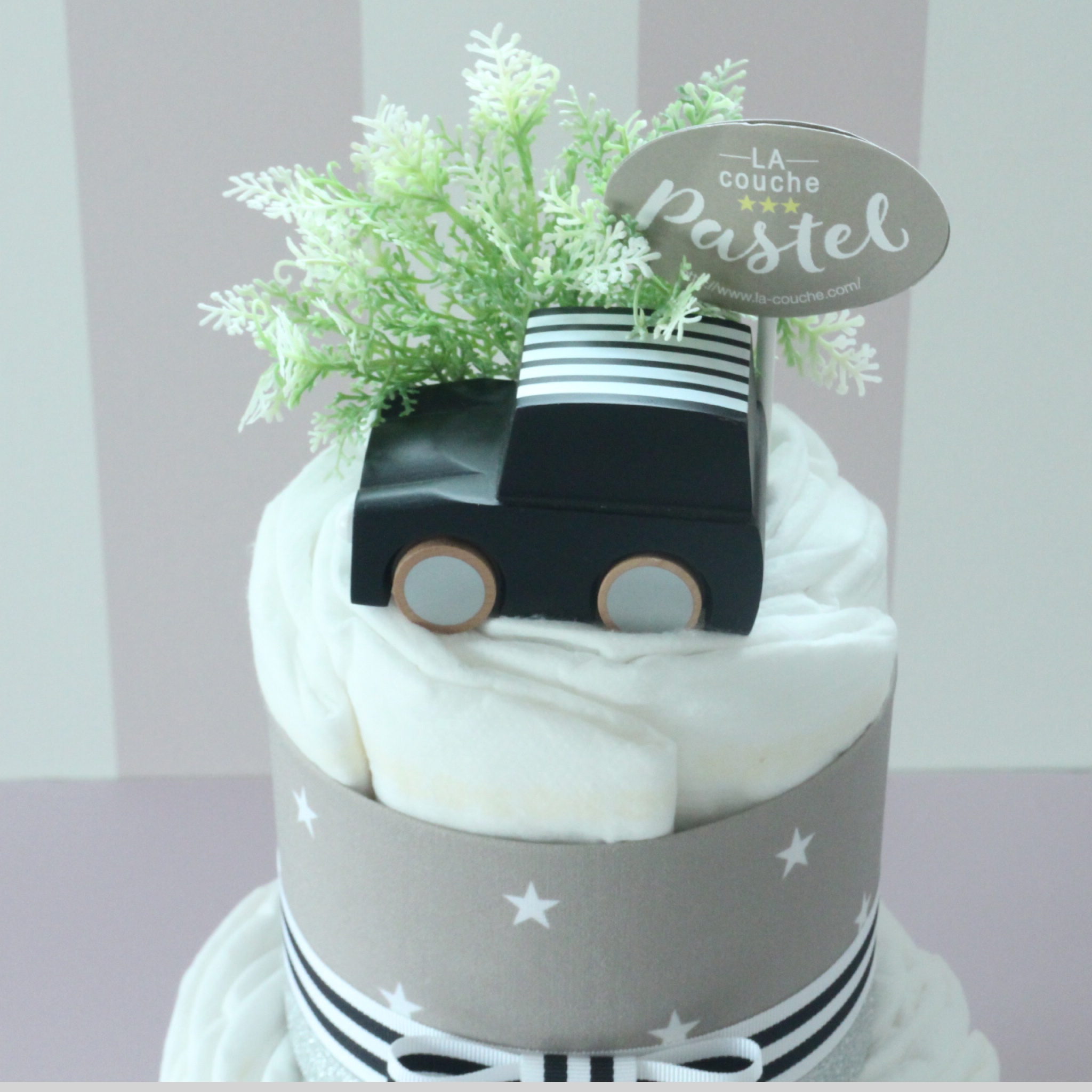 Kiko＋の kuruma付きオーガニックおむつケーキ（2段/全2色）