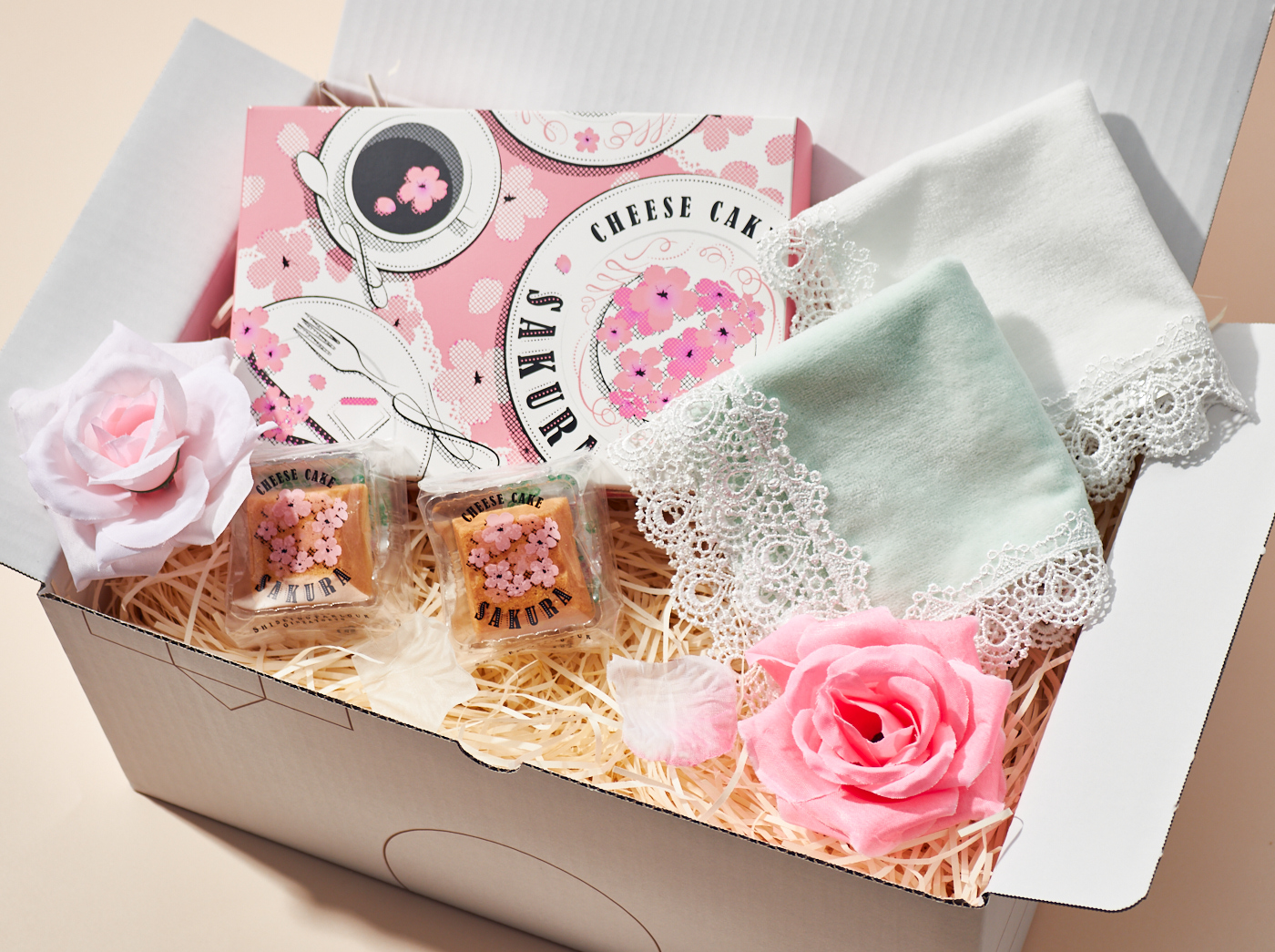 【ホワイトデー】タンプ限定セット "春のチーズケーキ＆タオルハンカチ選べる2枚"
