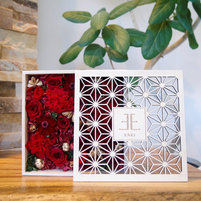 【麻の葉文様/L】縁起の良い桐箱入りプリザーブドフラワー